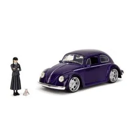 1:24 VOLKSWAGEN BEETLE W/WEDNESDAY FIGURE PURPLE HOLLYWOOD RIDES 