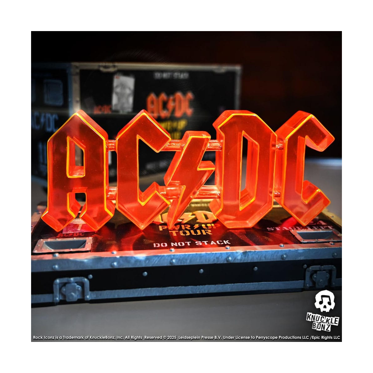 KNBZ-ACDCRC200PWR AC/DC - Rock Ikonz On Tour PWR UP Tour Road Case statuette