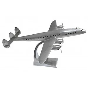 Metallflugzeugmodell